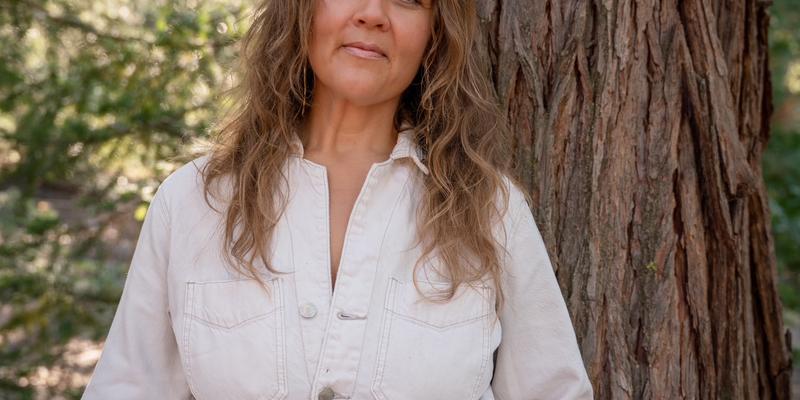 Energetic Sovereignty: How Practical Ways of Relating and Connecting Can Create Radical Health and Life Shifts with Amy Lee